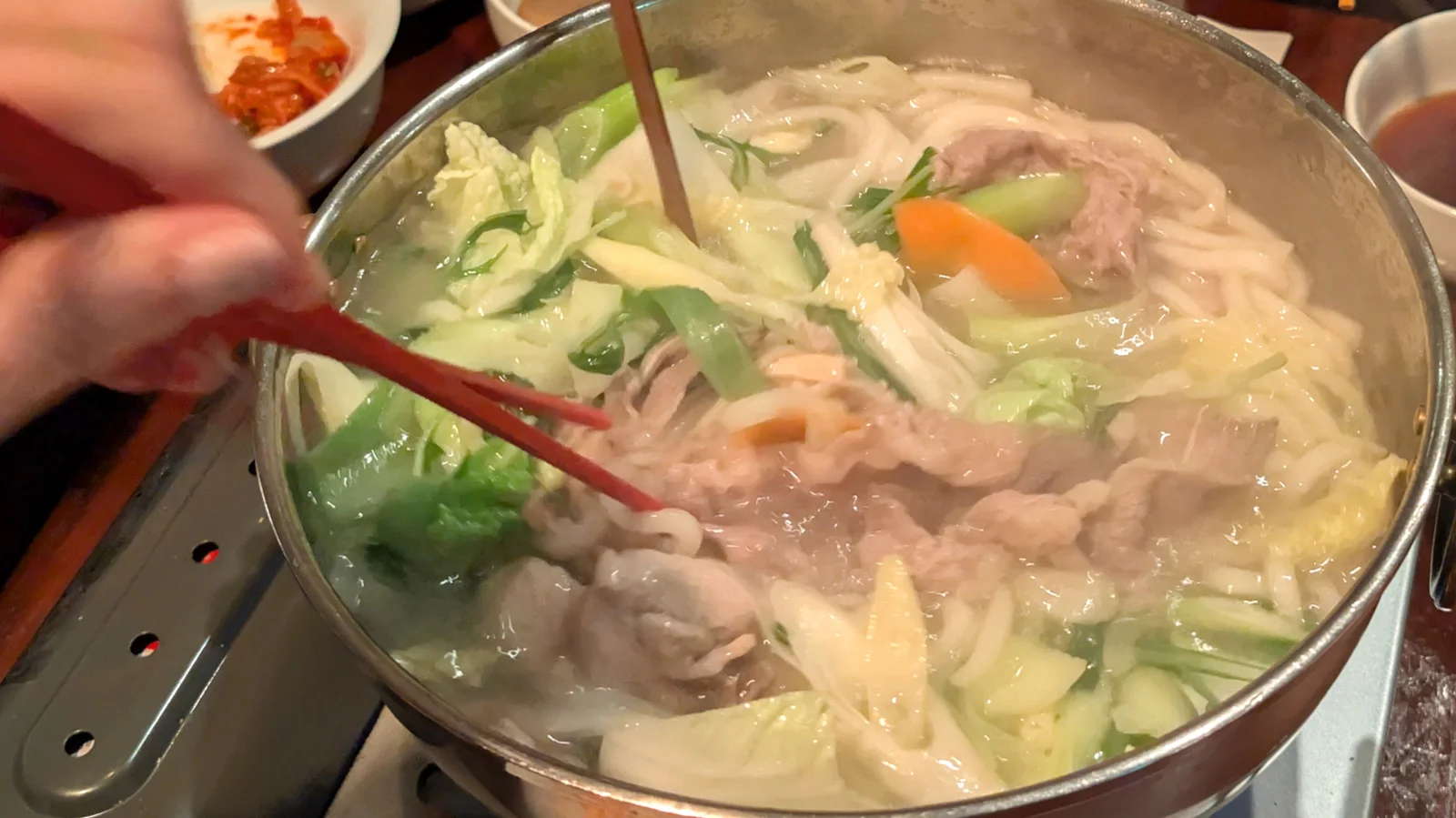Mastering Japanese Hot Pot: Tips for an Unforgettable Shabu-Shabu Experience